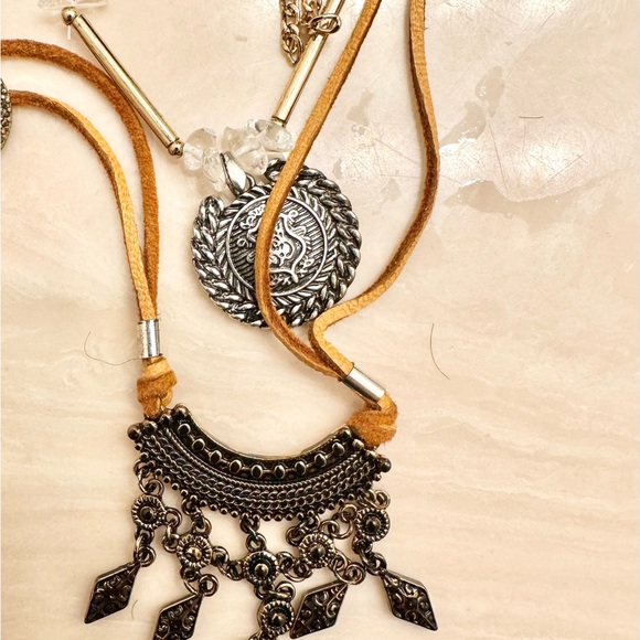 Free people jewerly set FREE with a $400 purchase. Nwt - Picture 5 of 10